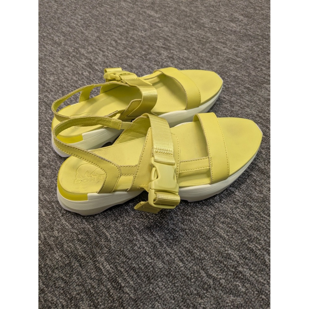 Sorel Women's Size‎ 8.5 Yellow Sport Sandals Adjustable Buckle